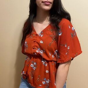 Size Xs floral blouse